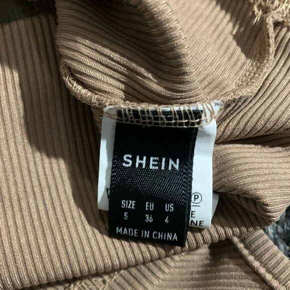 SHEIN multicolor crop top - Picture 3 of 3